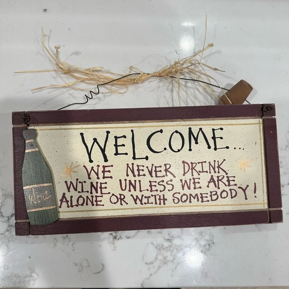 Rustic Welcome Wine Sign - Picture 1 of 1